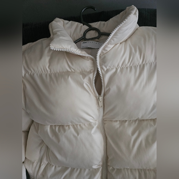 Coat❄️ - Picture 2 of 4